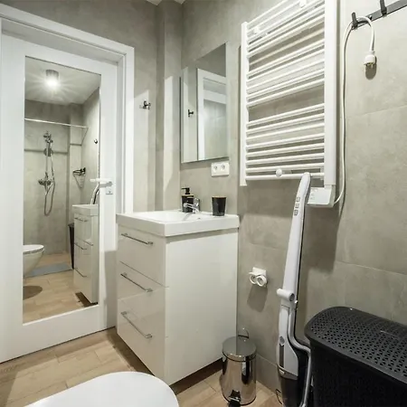 Διαμέρισμα Wigurytower 66' *